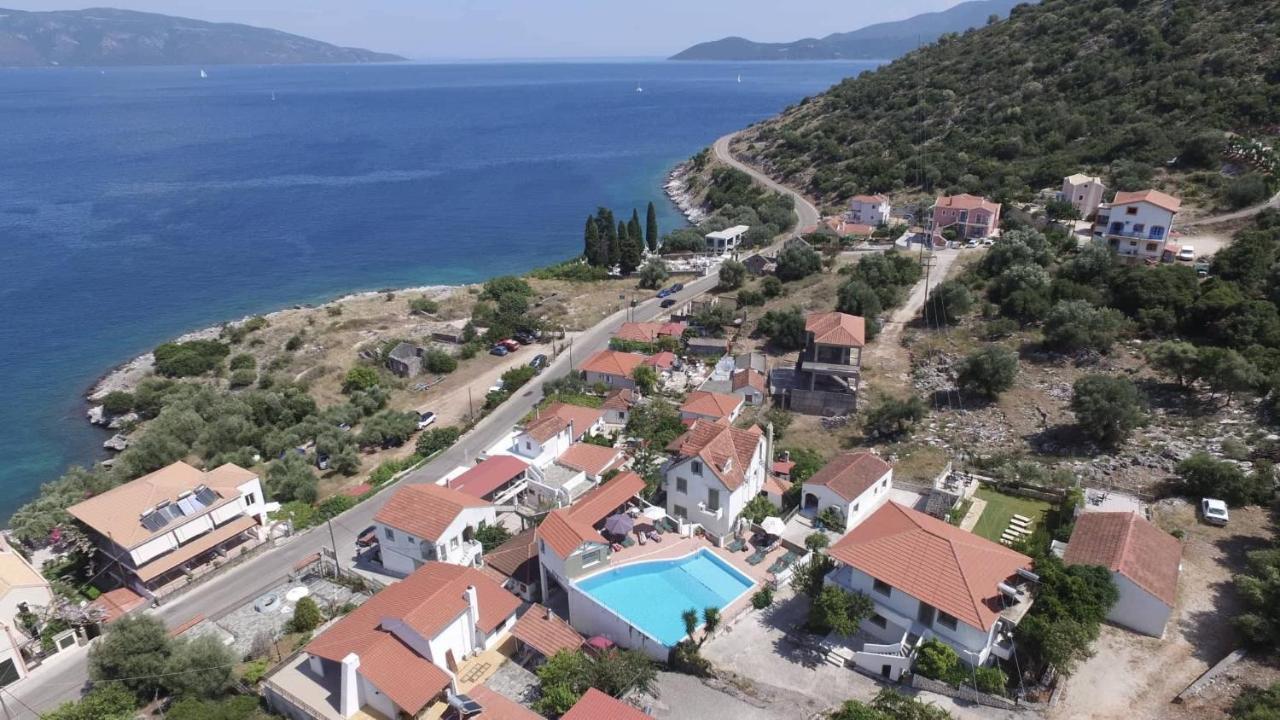 Makis Village-Apartments Agia Efimia Eksteriør bilde