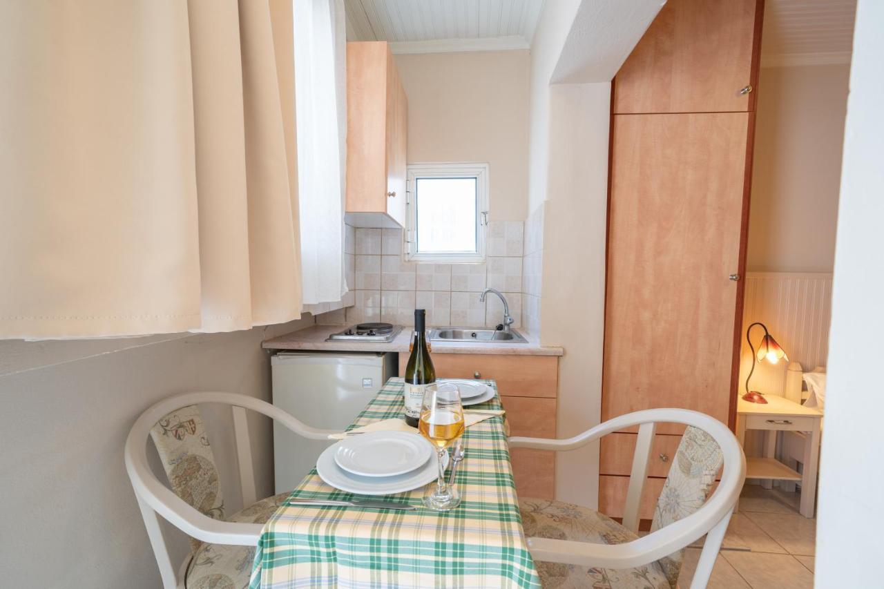Makis Village-Apartments Agia Efimia Eksteriør bilde
