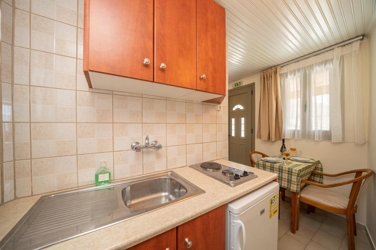 Makis Village-Apartments Agia Efimia Eksteriør bilde