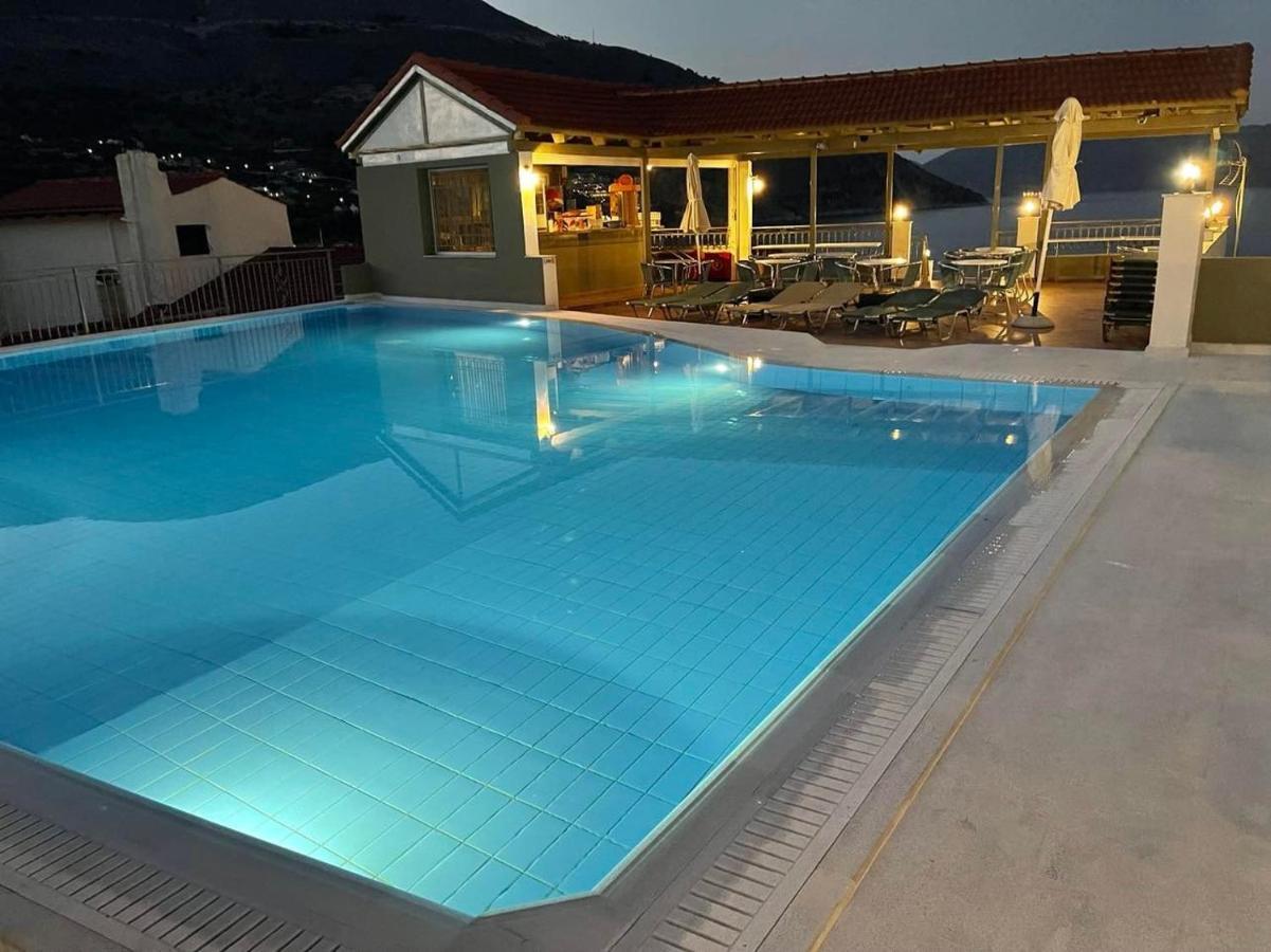 Makis Village-Apartments Agia Efimia Eksteriør bilde