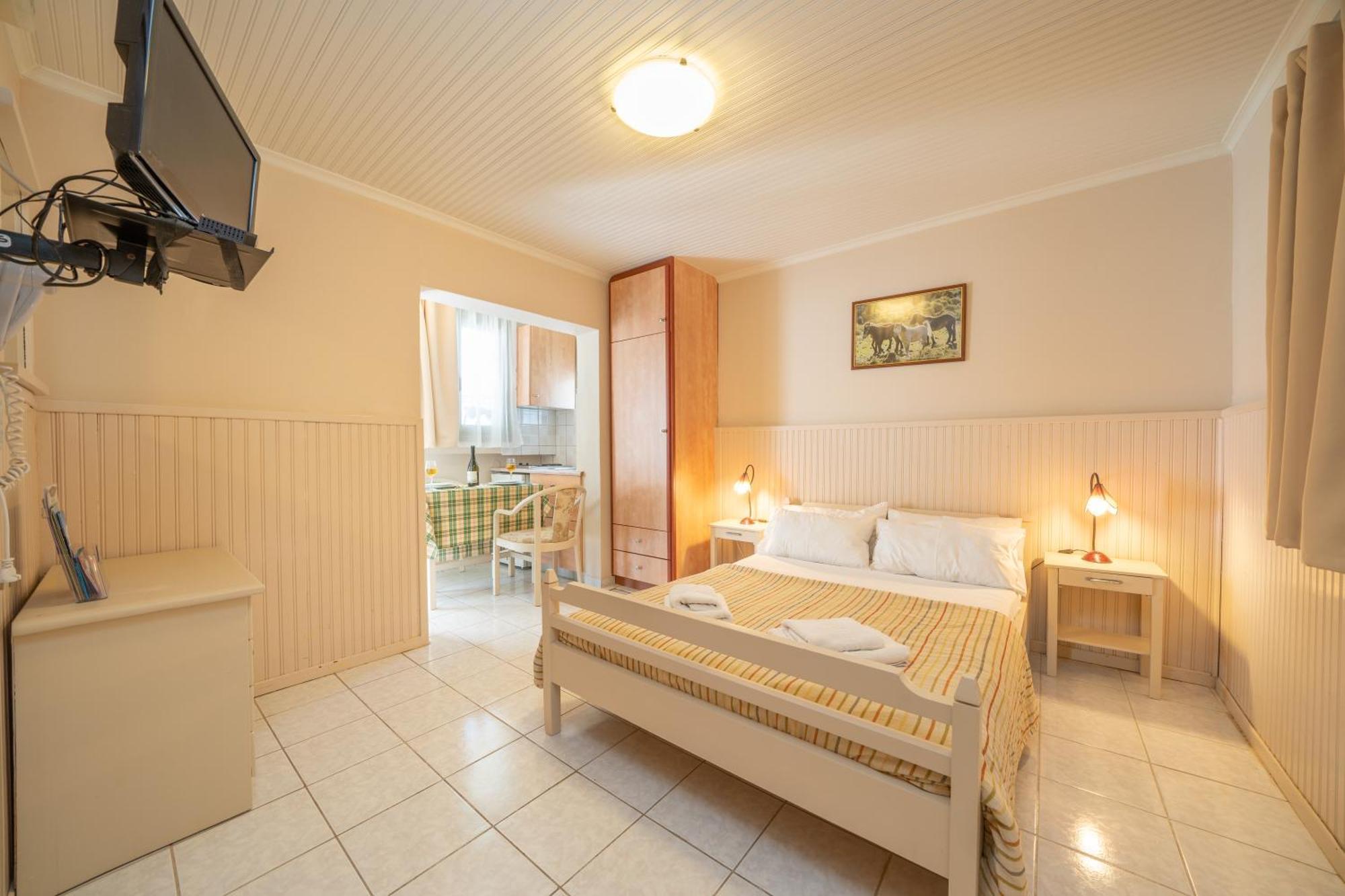 Makis Village-Apartments Agia Efimia Eksteriør bilde